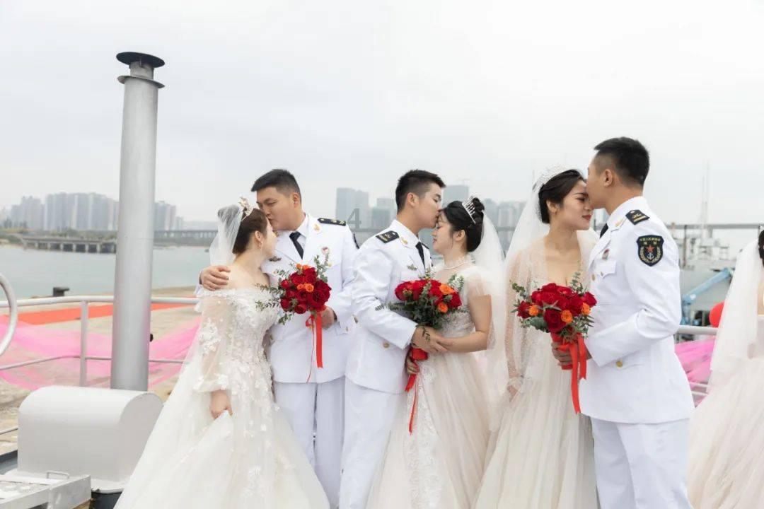 云南曲靖麒麟区:缤纷年货传递浓浓年味儿
